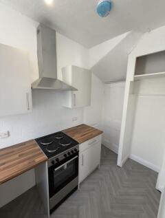 10 HAROLD STREET, LEEDS, LS6 1PL. photo 4