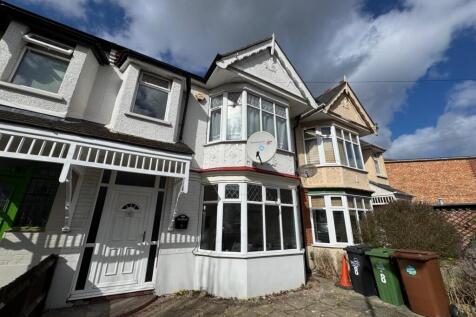 Large 3 Bedroom House