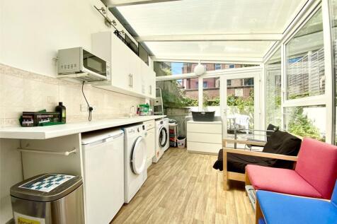 Clifton, Wellington Park, BS8 2UT photo 3