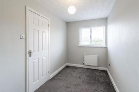 Senwick Drive - 009.jpg
