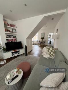 Lounge / Diner With Tenants Furniture 