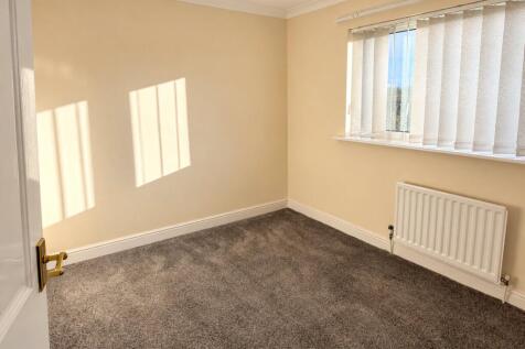 Broom Hall Drive, Ushaw Moor, Durham, DH7 photo 3