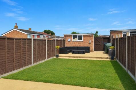 Rundells, Harlow, Essex, CM18 photo 3