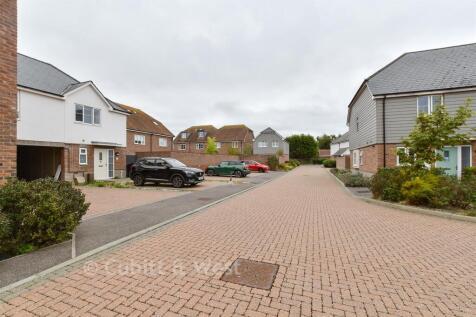 Driveway/Parking