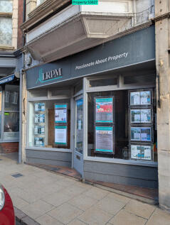 Highstreet window