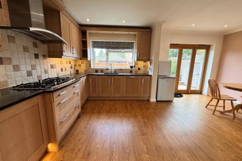 Kitchen-Breakfast Room