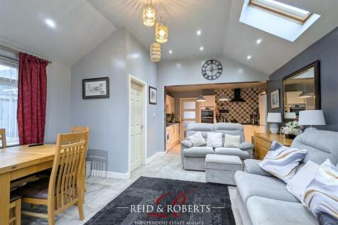 Open Plan Kitchen/Family Room