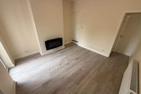 All Saints Road, Burton-On-Trent, DE14 photo 4