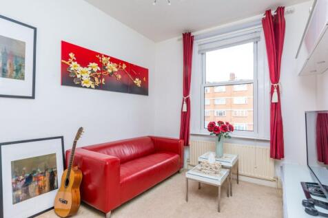 The Vale, Acton, London, W3 photo 3