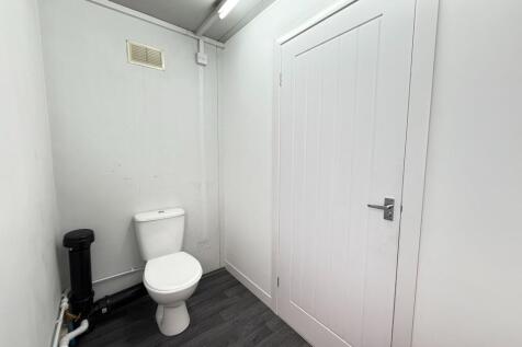 Photograph 11