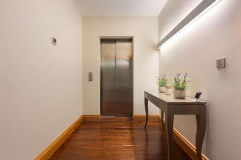 Rooftop Penthouse Coutts House