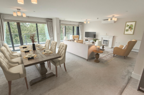 Living/Dining Room