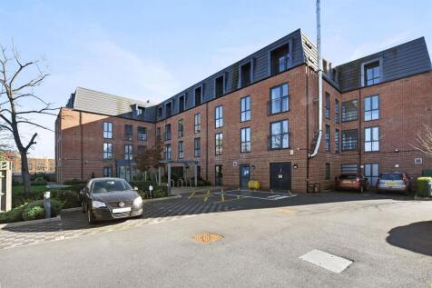 05-6d81GCMCS - 2 Rosen House - Rear Exterior -Orig