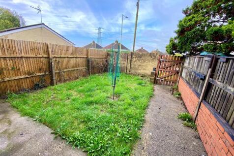 15 llys gwyn garden.jpg