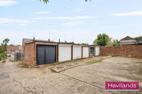 Byland Close-12.jpg