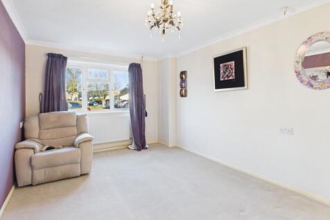 CAM02519G0-PR0367-STILL003