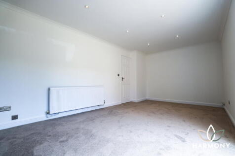 Ringwood Drive, Rednal, Birmingham, B45 0BJ photo 3