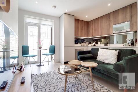 Living Area/Kitchen