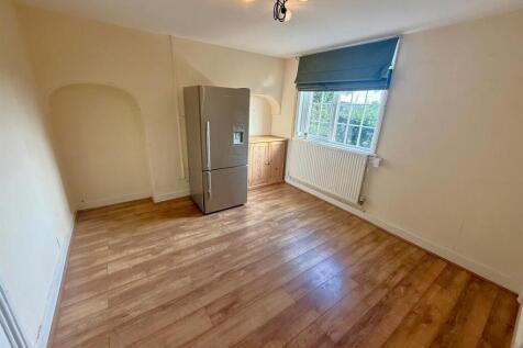 OVERSTONE GRANGE, MOULTON -NN3 photo 3