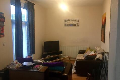 4 bedroom STUDENT  Flat for rent