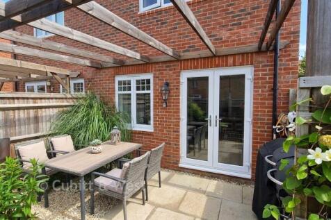 Patio Area 2805