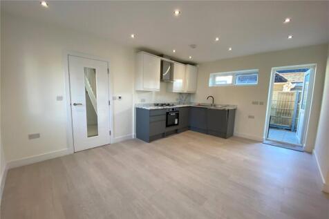 Kitchen / Lounge