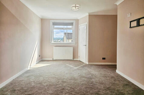 Elizabeth Crescent, East Ayrshire photo 3