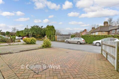 Driveway/Parking
