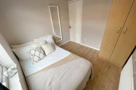 11 Albany(4)
