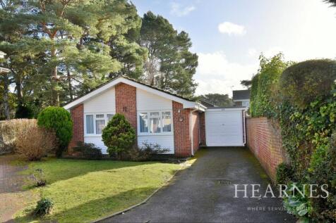 Ferndown, BH22 - property photo