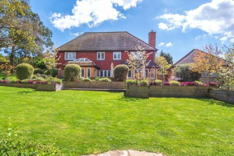 7 Old Harrier Close