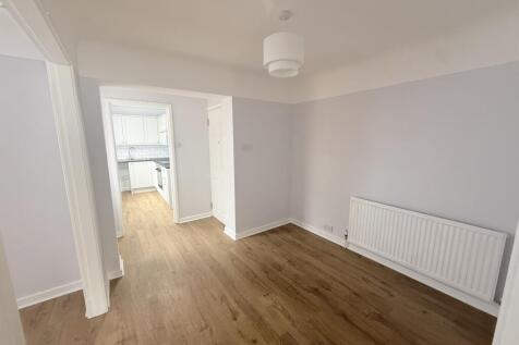 Town Lane Little Neston, Little Neston, Neston, Merseyside, CH64 photo 3