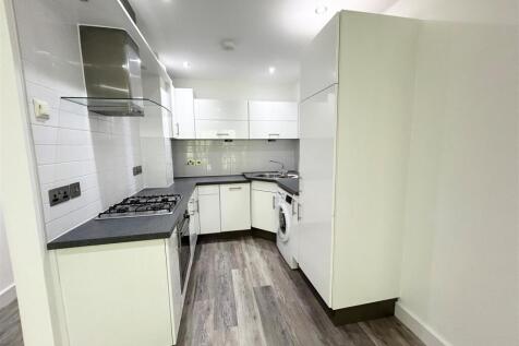 Woodridge, Bridgend, CF31 4PE photo 4