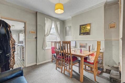Dining Room_2.jpeg