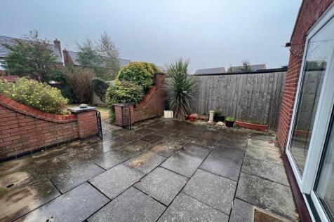 Outside1.jpg