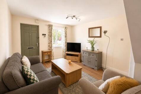 Drift Close, Cirencester, Gloucestershire, GL7 photo 4