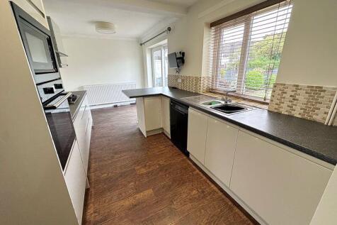 Darian Avenue, Woodhouse Park, Manchester photo 5