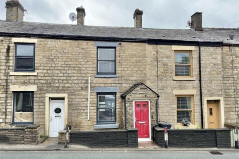 Glossop, SK13 - property photo