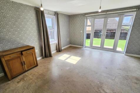 Lounge Dining Room