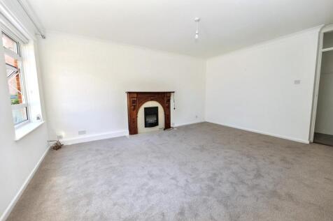 Acland Avenue, Colchester photo 3