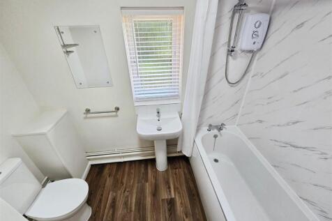 Whites-Rise-Irthlingborough-One-Bedroom-Newly-Refu