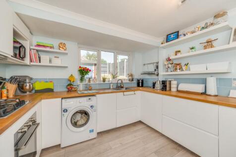 KITCHEN/DINER AND LIVING ROOM