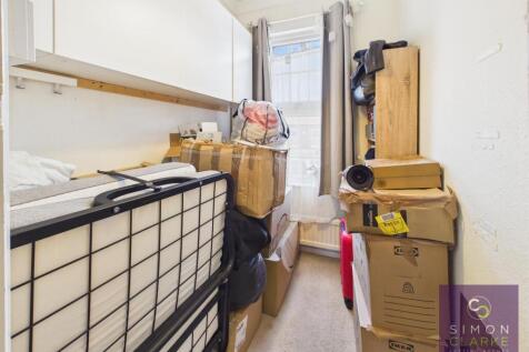 CAM05425G0-PR0131-STILL008.jpg