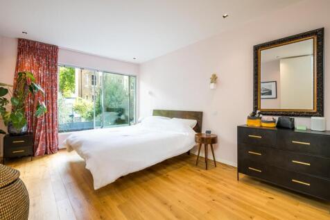 Harfield Gardens-17.jpg