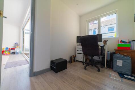 Award-winning Media team on EVERY Listing_23