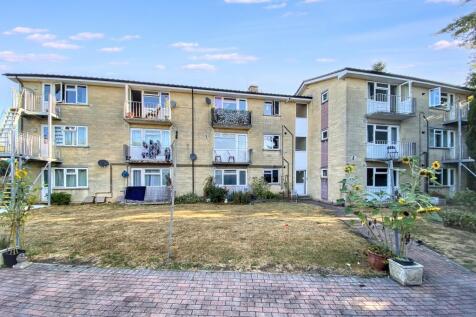 Flat 1 Goldney House, Corsham, Wiltshire SN13 0AU
