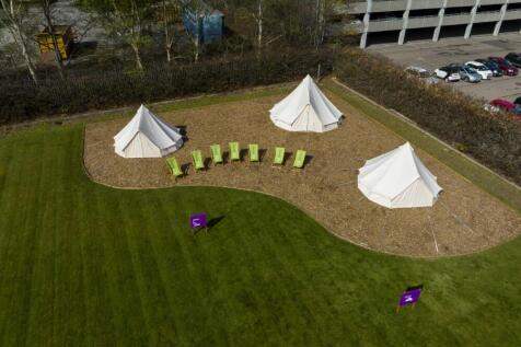 Park Square, Cheadle