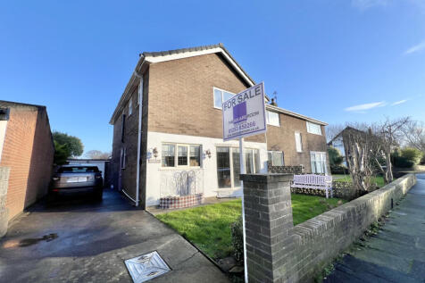Thornton-cleveleys, FY5 - property photo