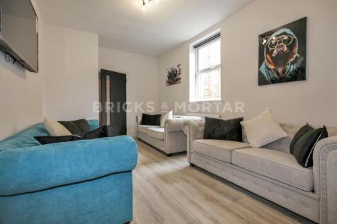 8-bed terraced on (£165 PPPW) Holly Avenue, Jesmond, £5,720/mo