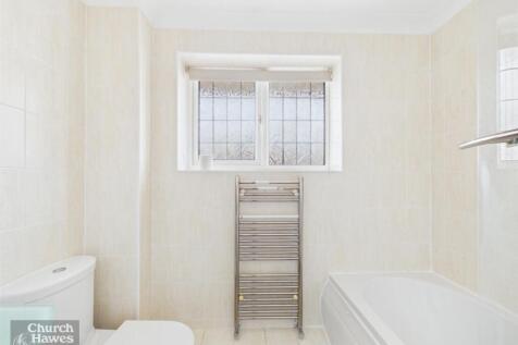 Family Bathroom.